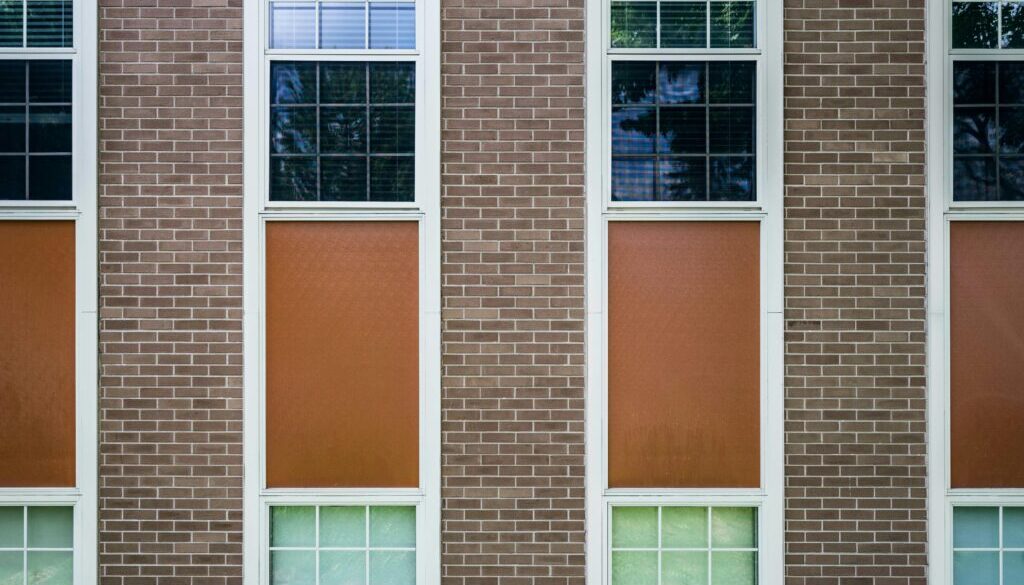 pexels-scottwebb-305823