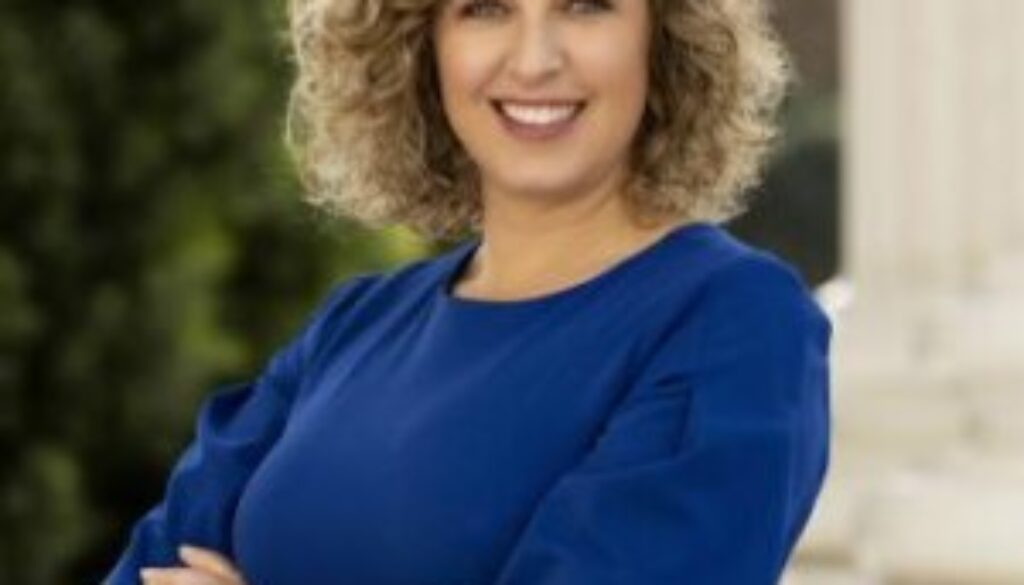 Schiavo-e1678495237602-300x300